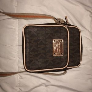 Authentic Michael kors shoulder bag